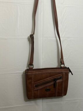 boc.    Brown faux          Leather Crossbody